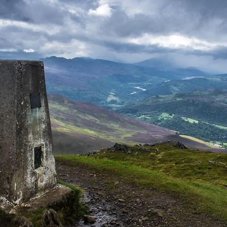 Perthshire Apartment ピトロクリー エクステリア 写真